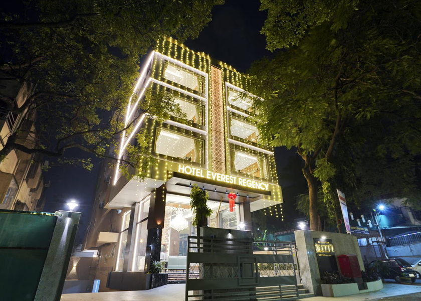 Maharashtra Pune Hotel Exterior
