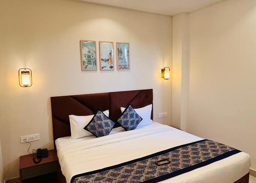 Uttar Pradesh Ayodhya Deluxe Room