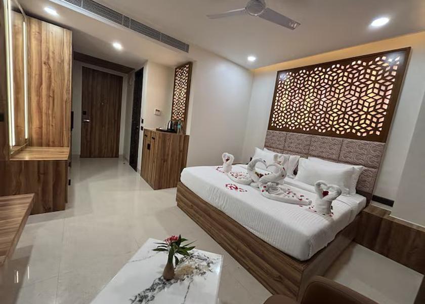 Uttar Pradesh Vrindavan Premium room