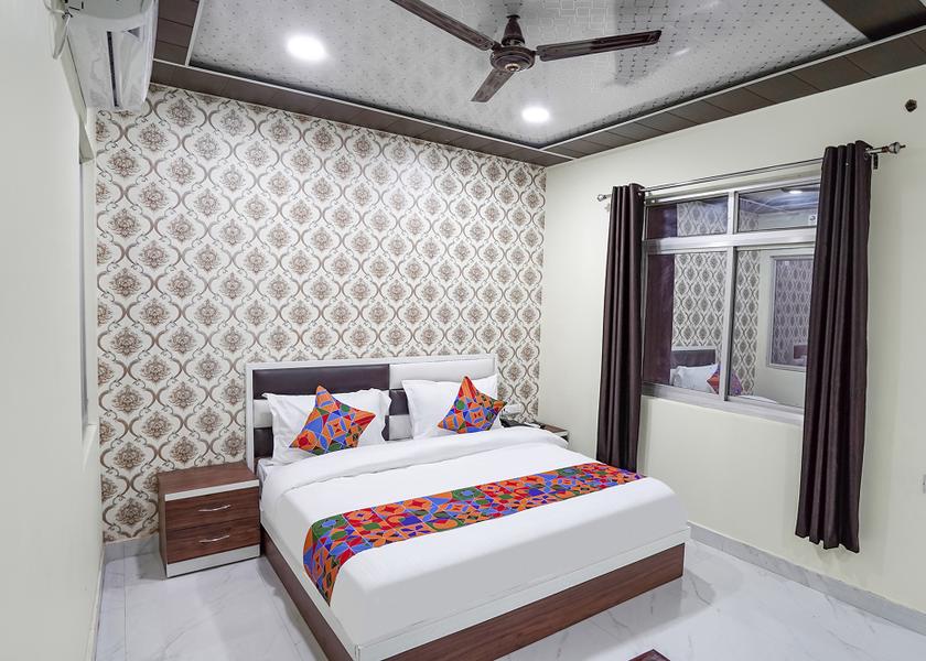 Uttar Pradesh Kanpur Premium Room