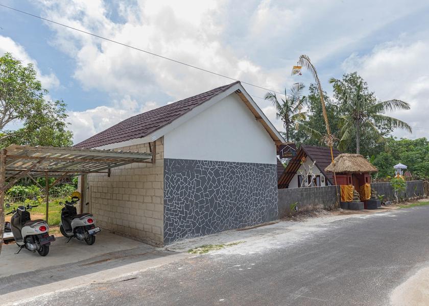  Penida Island Facade