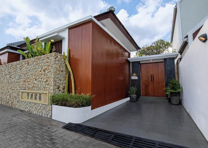 Bali Tabanan Exterior Detail