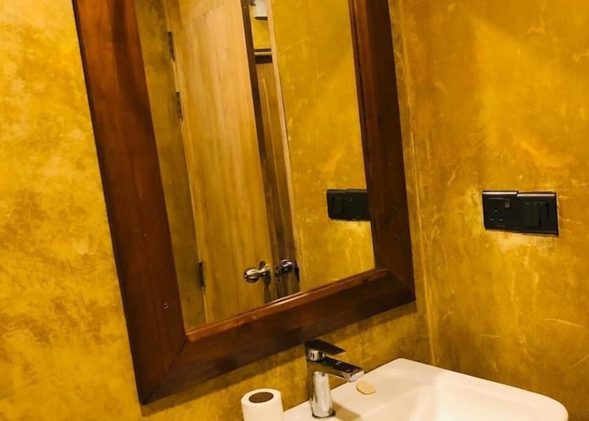 Western Province Negombo Bathroom