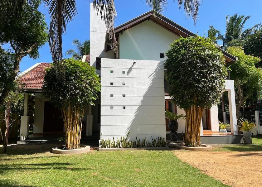 Gampaha District Negombo Exterior Detail