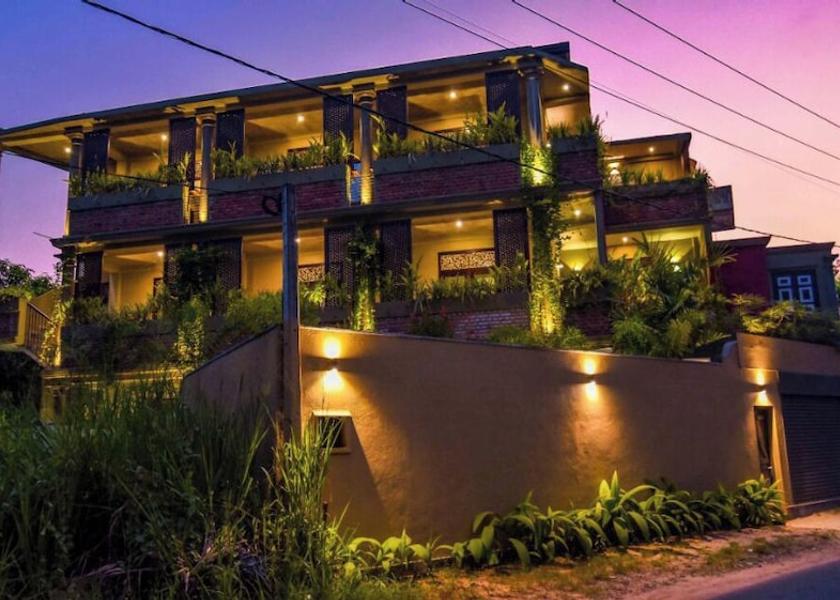 Galle District Unawatuna Primary image