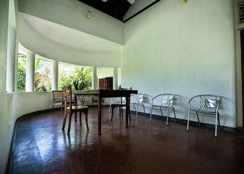 Galle District Unawatuna Room