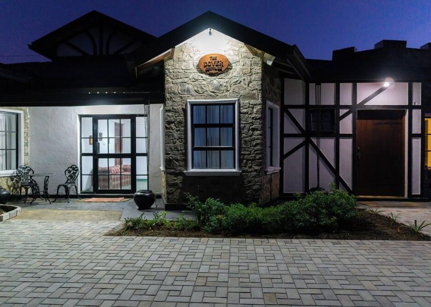 Nuwara Eliya District Nuwara Eliya Facade