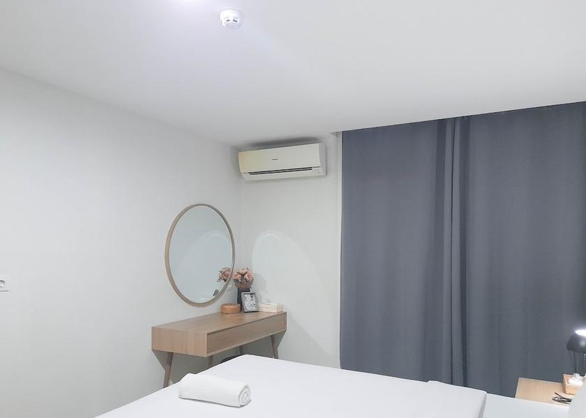  Ngaglik Interior Entrance