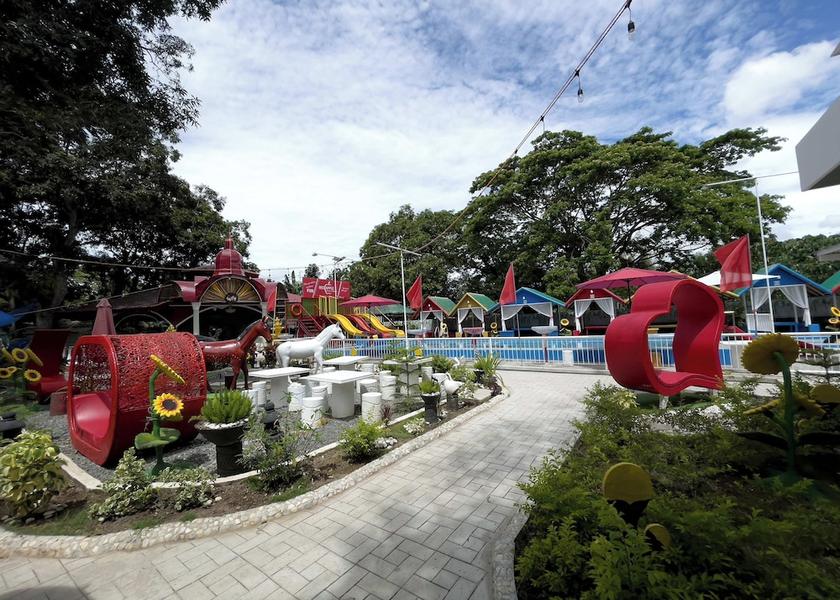  San Juan Exterior Detail