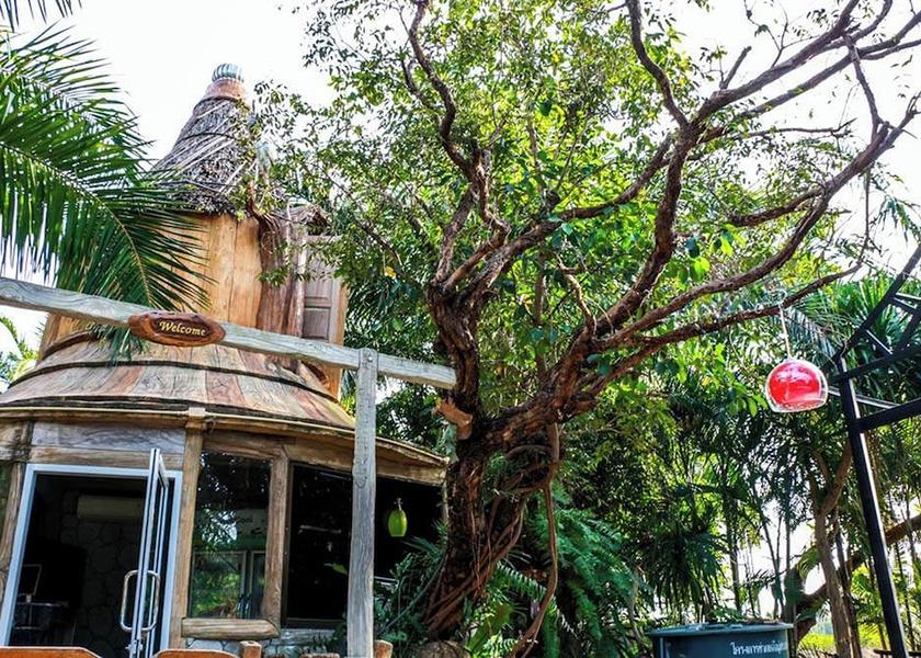 Chonburi Bang Lamung Facade