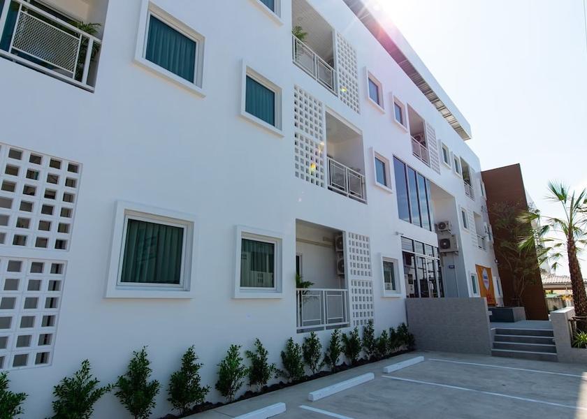 Bangkok Thanyaburi Exterior Detail