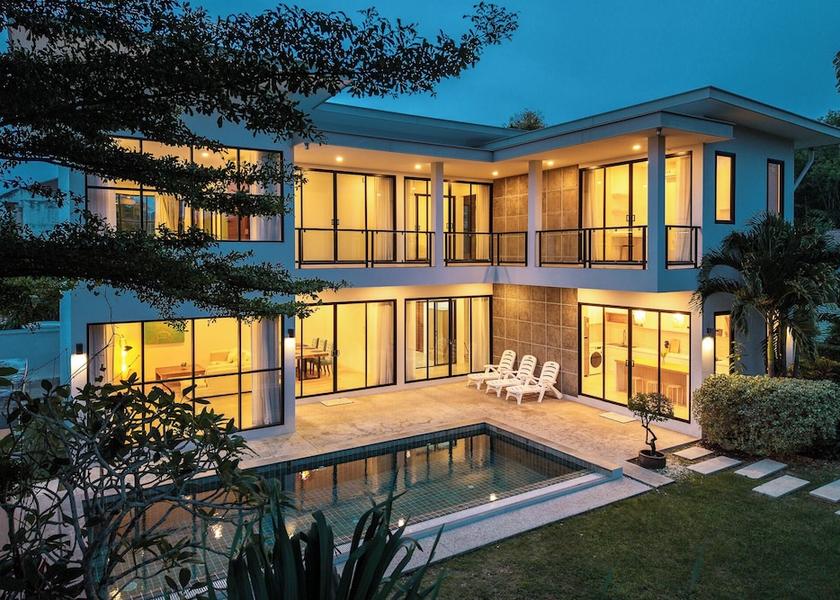 Phuket Si Sunthon Facade