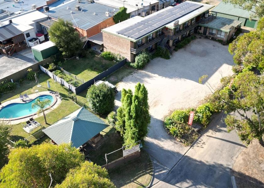 Victoria Eildon Primary image