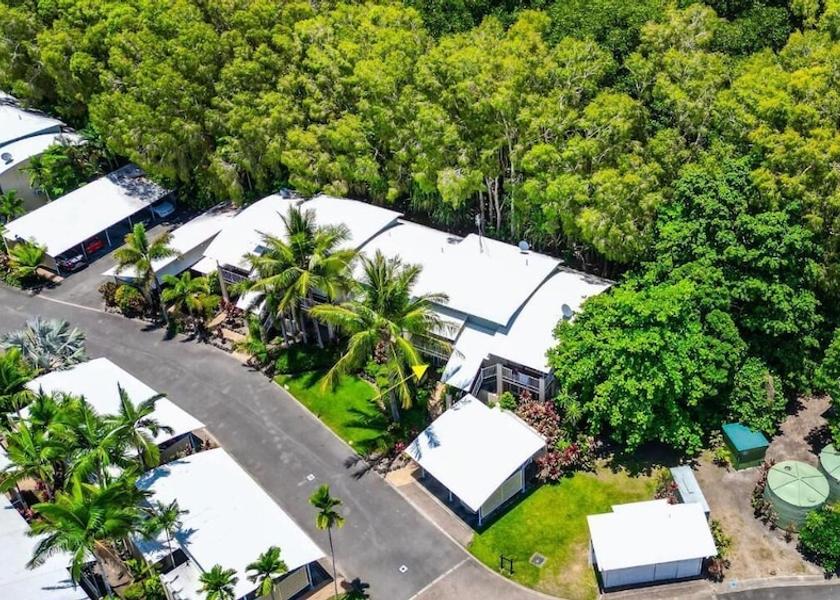 Queensland Trinity Beach Exterior Detail