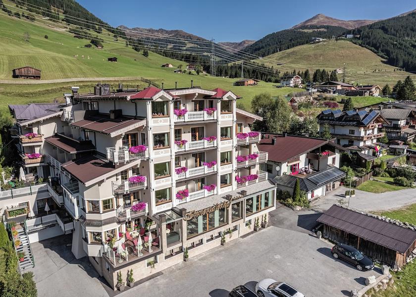 Tyrol Gerlos Facade
