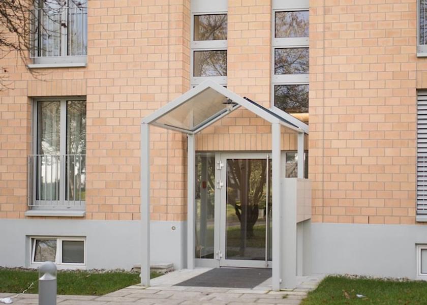 Canton of Zürich Kloten Property entrance