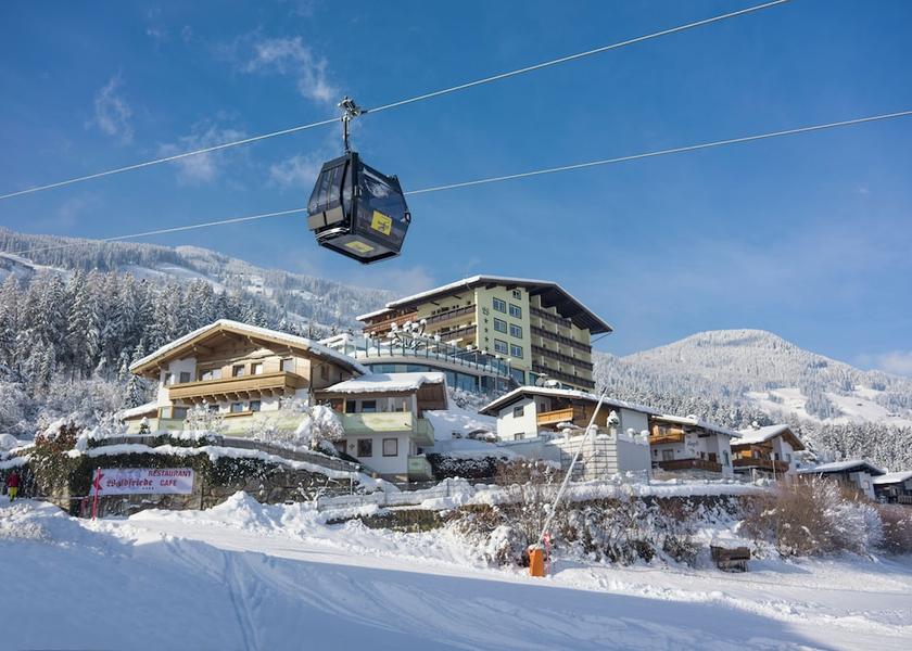 Tyrol Fuegenberg Front of property