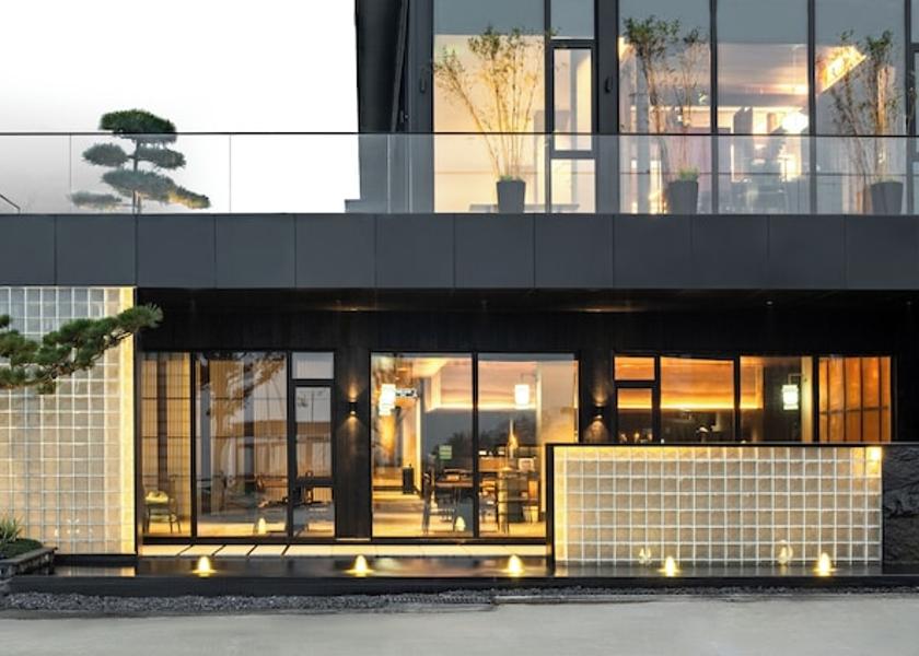 Hunan Yongzhou Exterior Detail