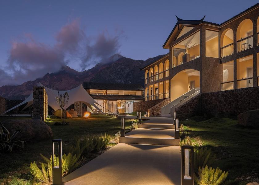 Yunnan Lijiang Exterior Detail