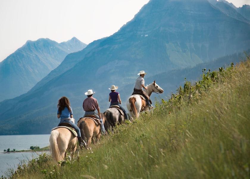 Alberta Waterton Park Mountain view
