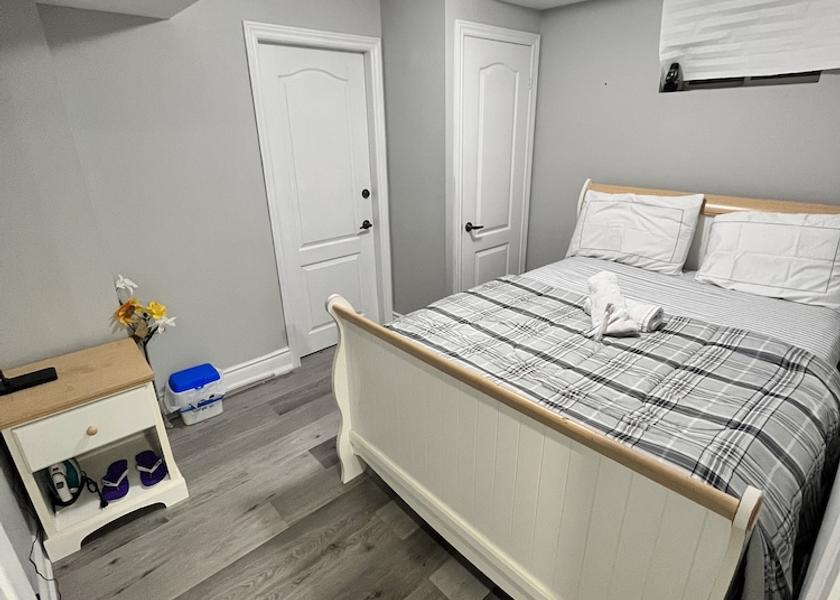 Ontario Brampton Room