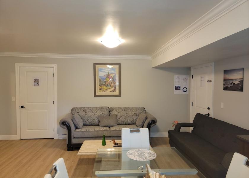 British Columbia Abbotsford Living Area