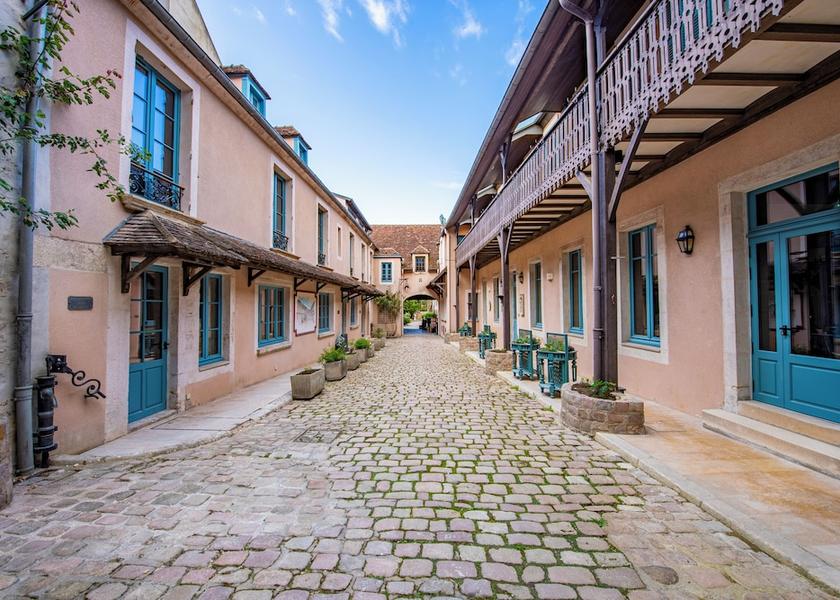 Bourgogne-Franche-Comté Avallon Terrace