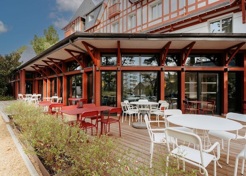 Pays de la Loire La Baule-Escoublac Exterior Detail