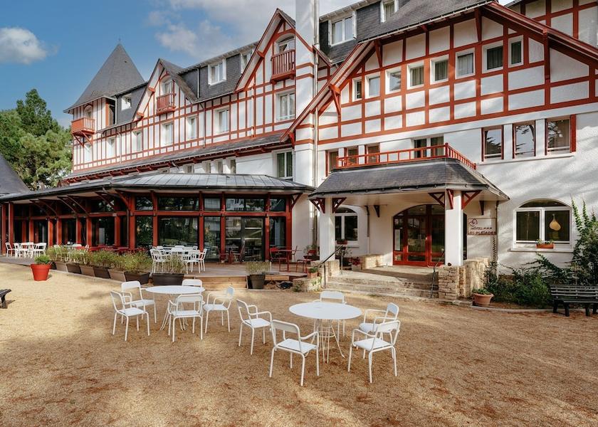 Pays de la Loire La Baule-Escoublac Front of property