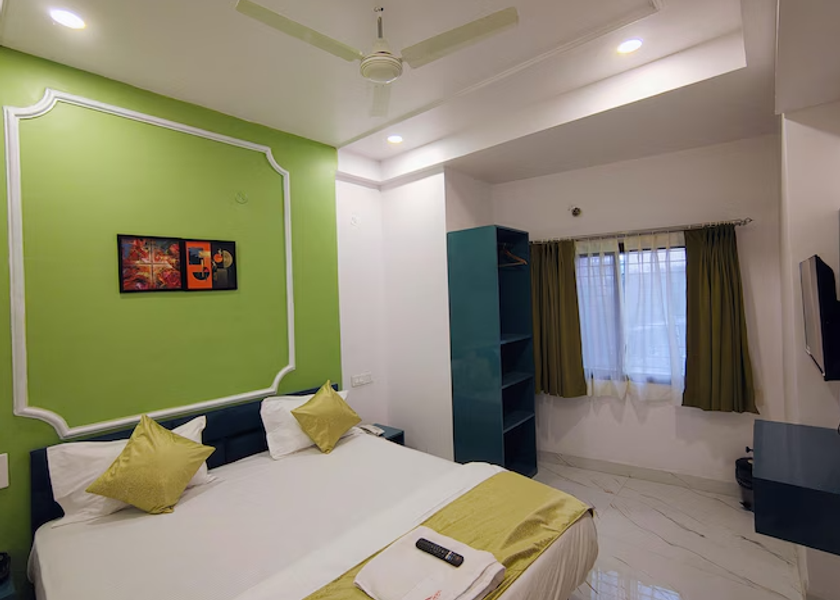 Maharashtra Nagpur Deluxe Room