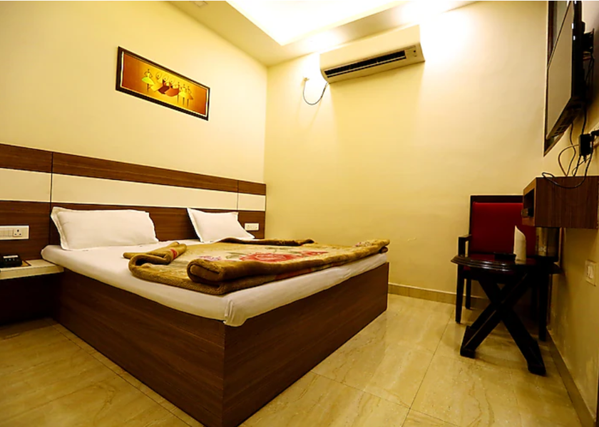 Uttar Pradesh Ghaziabad DELUXE AC ROOM