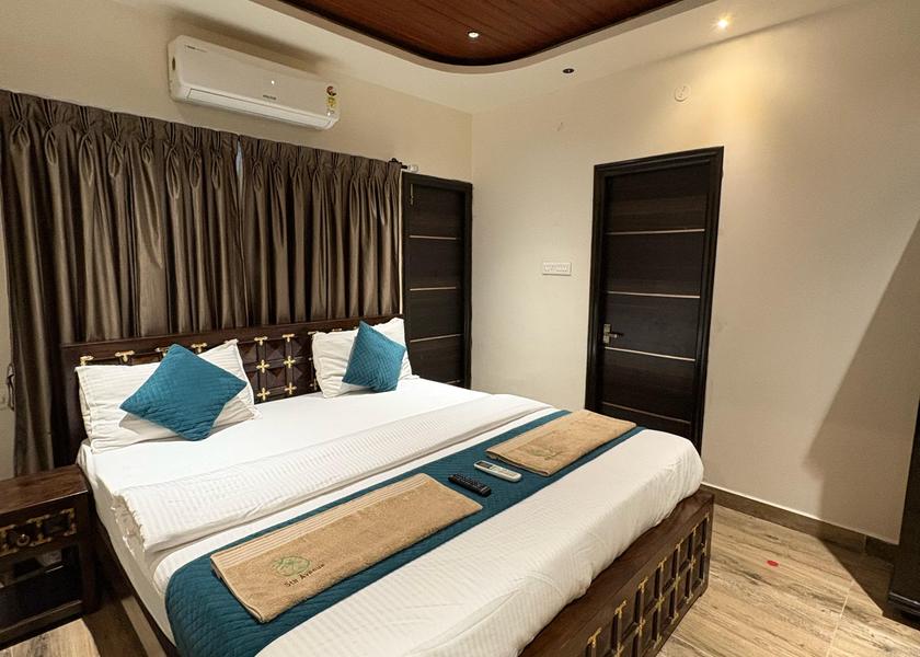 Andhra Pradesh Visakhapatnam Deluxe Room