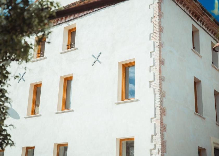 Occitanie Torreilles Exterior Detail