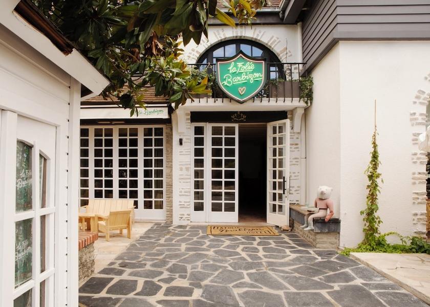 Ile-de-France Barbizon Facade