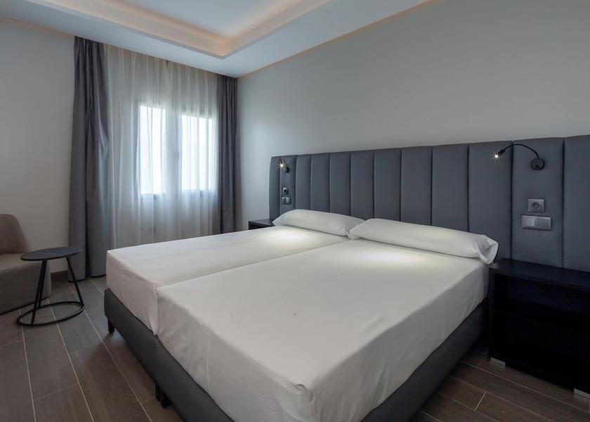 Andalusia Sanlucar la Mayor Room