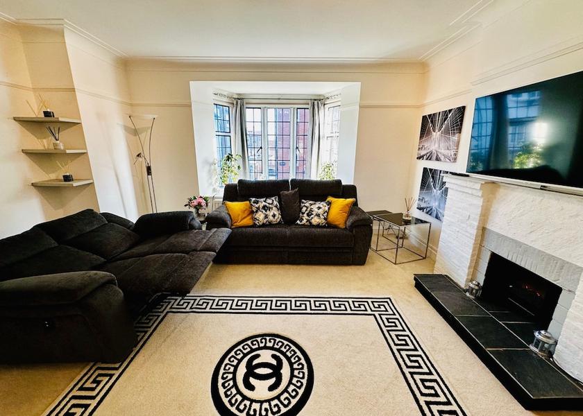 England Gerrards Cross Living Area