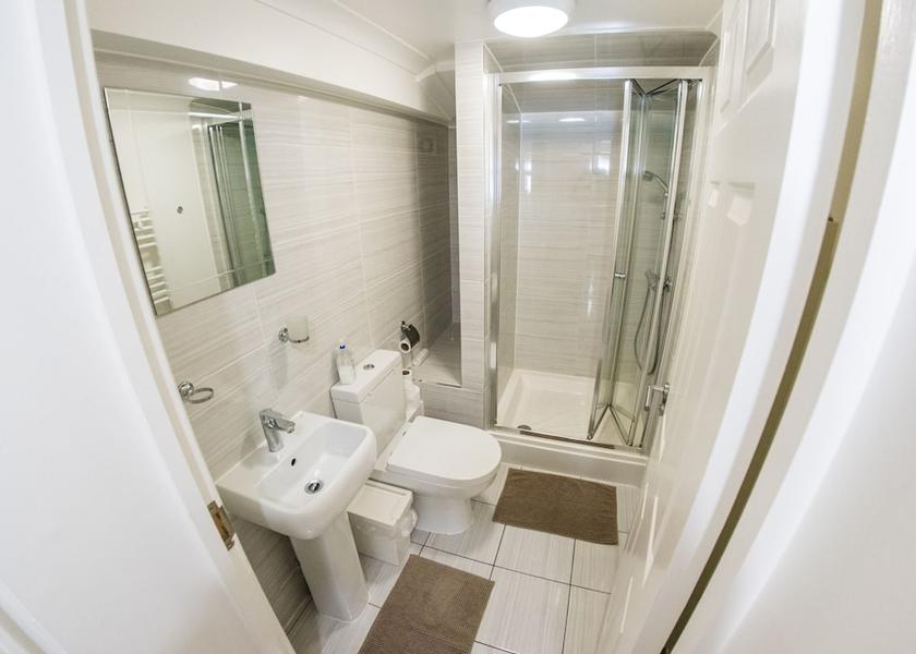 England Ilford Bathroom