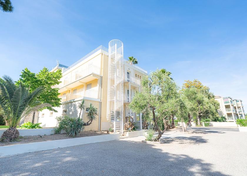 Corsica Lucciana Facade