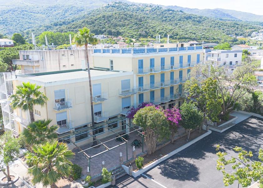 Corsica Lucciana Facade