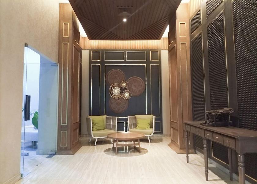  Ngaglik Exterior Detail