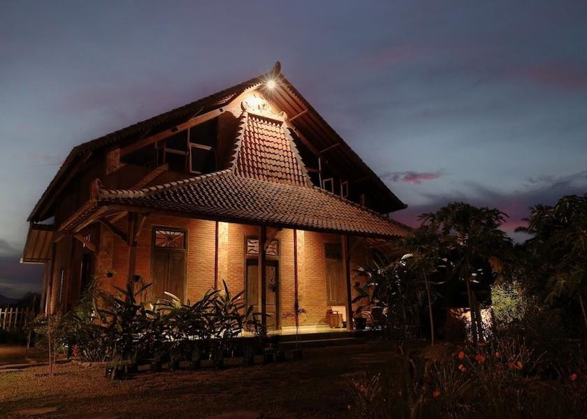  Borobudur Exterior Detail