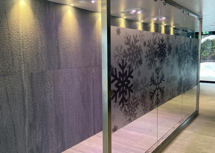 Auvergne-Rhone-Alpes Les Gets Spa treatment