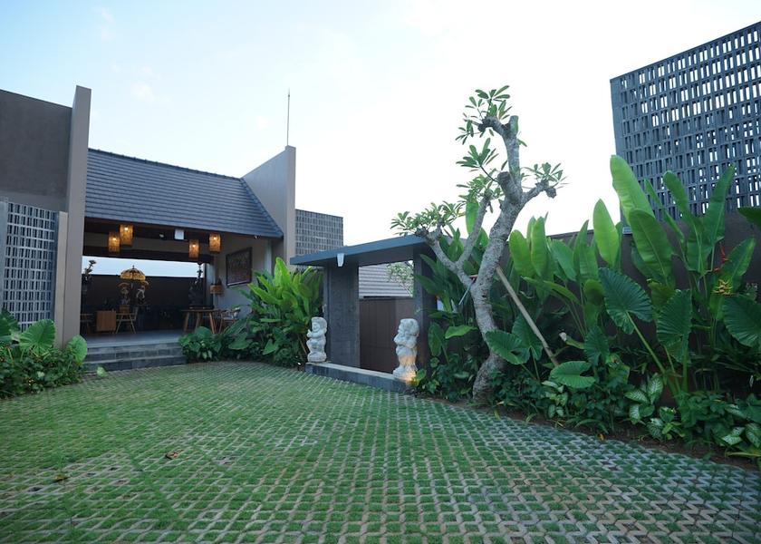 Bali Sukawati Facade