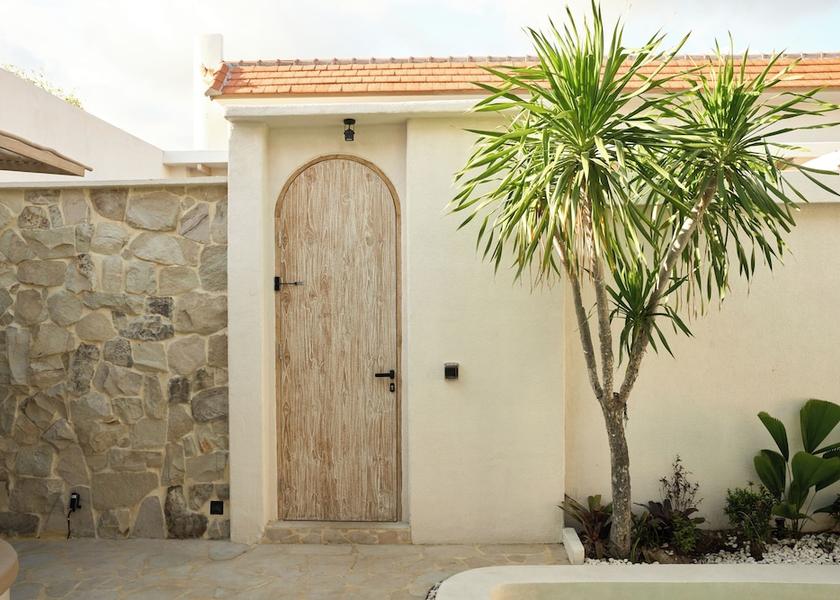 Bali Legian Exterior Detail