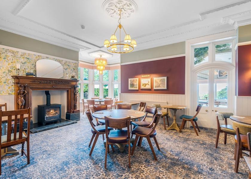 England Winscombe Restaurant