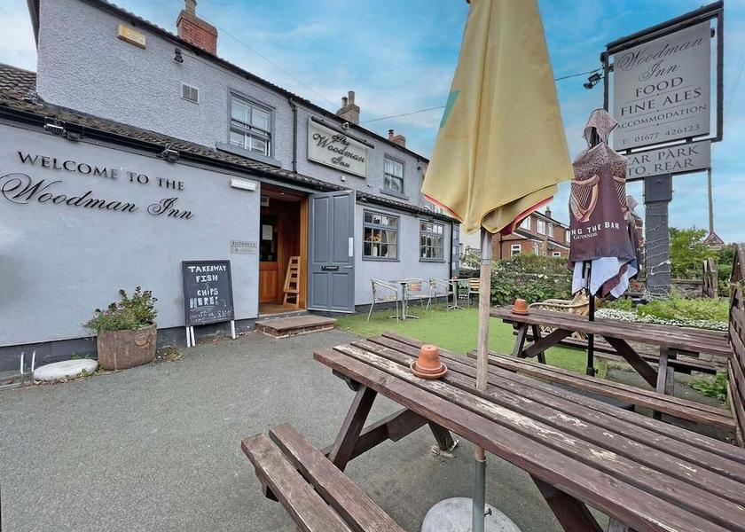 England Bedale Facade