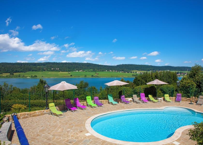 Bourgogne-Franche-Comté Malbuisson Outdoor pool