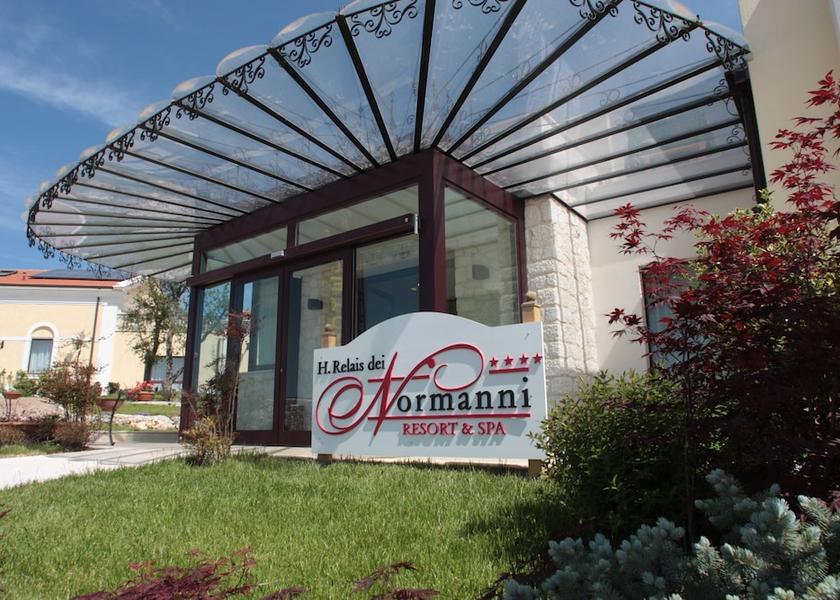 Puglia Monte Sant'Angelo Facade