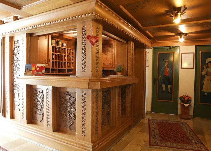 Bavaria Weissenhorn Lobby