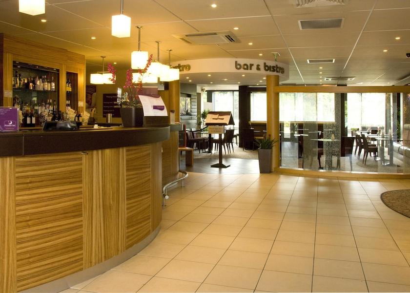England Castleford Reception